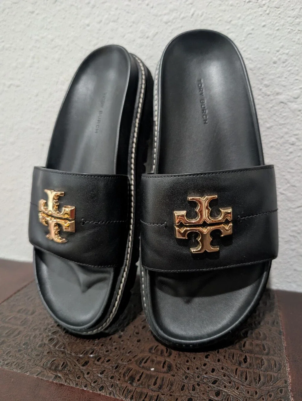 Tory Burch Everly Anatomic Lug Nappa Leather Slide Sandal in Black Size 8